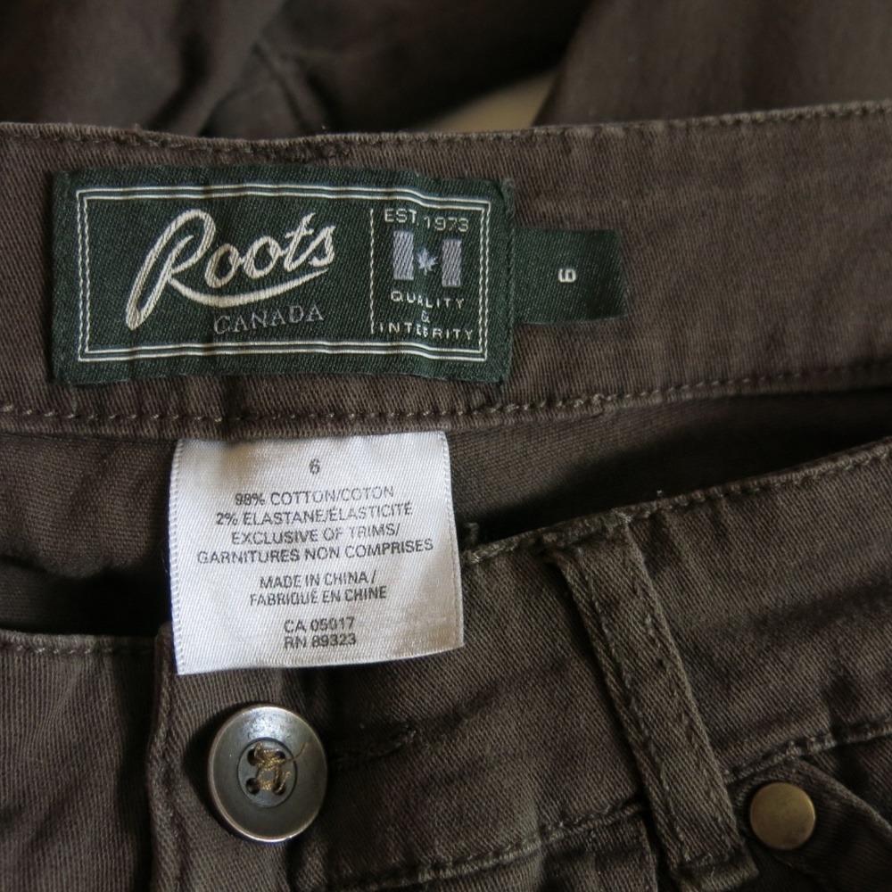 Roots Canada Slim Skinny Cargo Pants - Size 6 - Picture 5 of 5